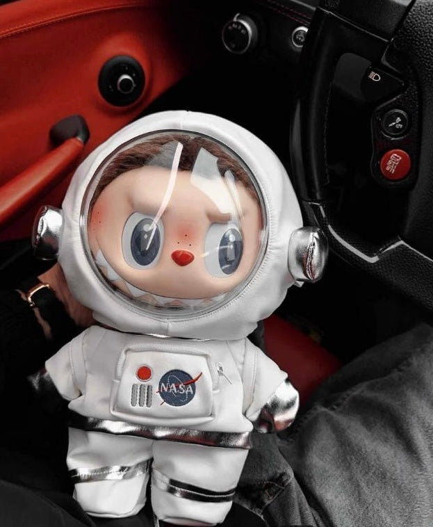 POP MART THE MONSTERS - Labubu Outfit - NASA Astronauts 38 cm (Outfit Only)